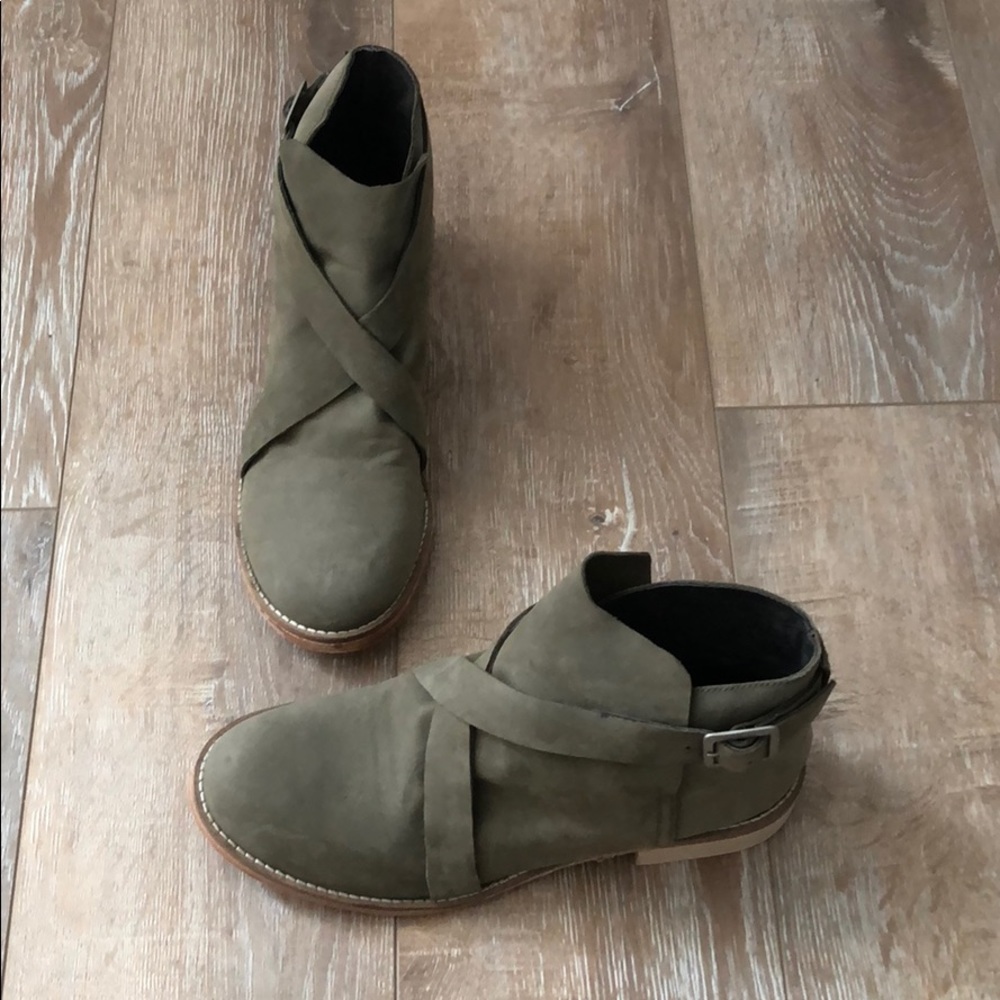 Free People Boot - Picture 2 of 3